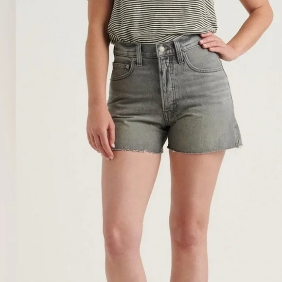 Lucky Brand Traveler High Waisted Jean Short Light Wash Gray - Picture 2 of 13